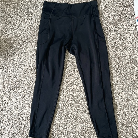Victoria’s Secret Workout Leggings - Picture 4 of 4